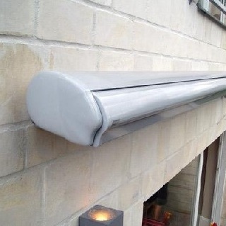 Купить маркизу с электроуправлением в Минске Кассетная маркиза Roma